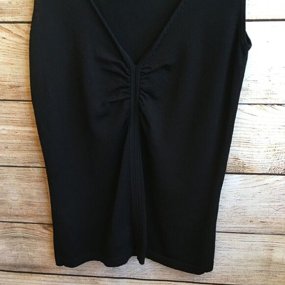 BANANA REPUBLIC FACTORY STRETCH TOP IN BLACK - Picture 3 of 5